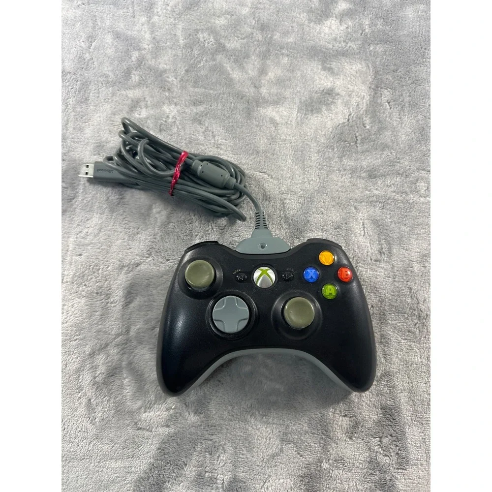 Microsoft Xbox 360 Wireless Controller Black with Play and Charge Cable Grey